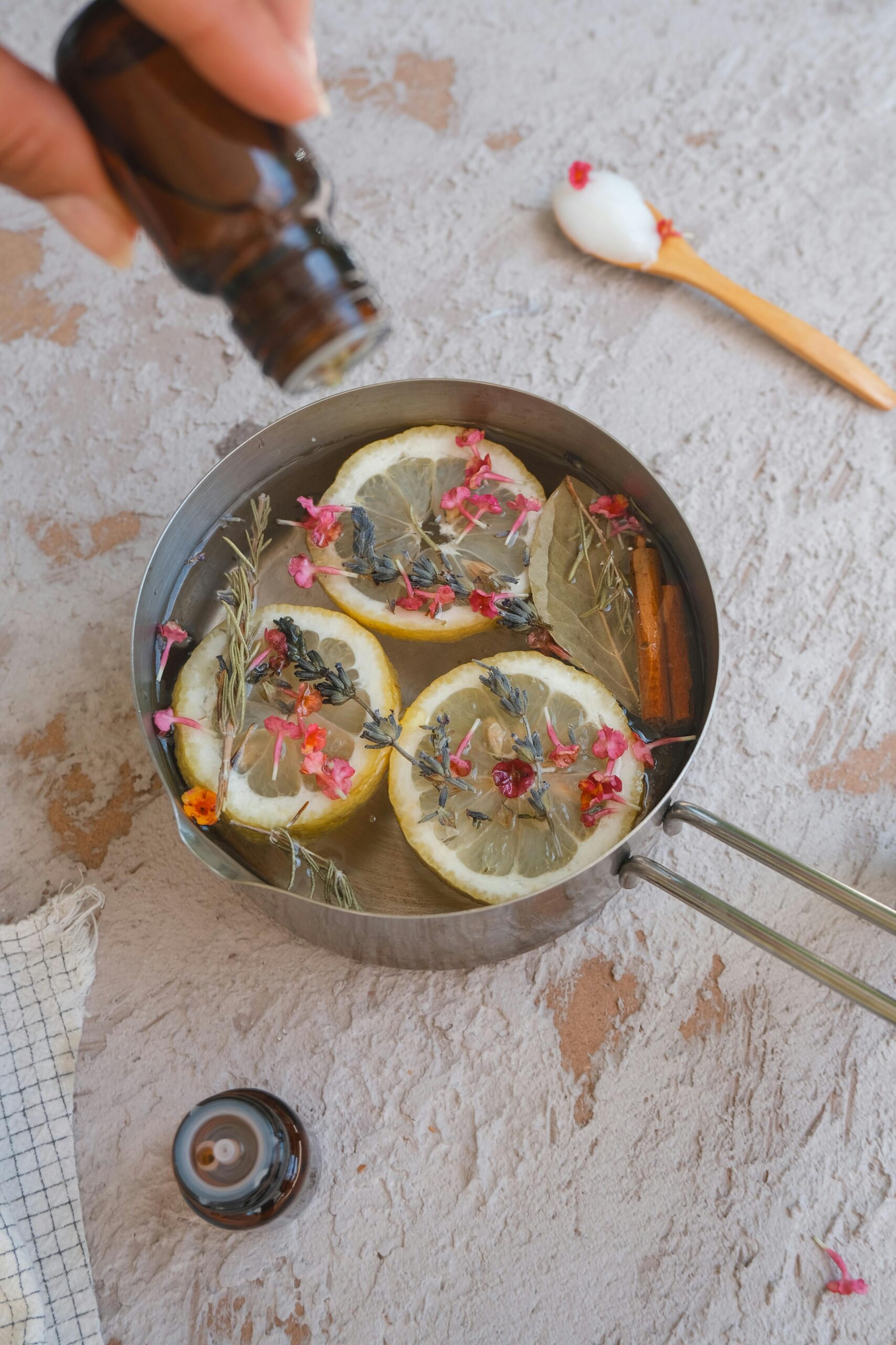 How to Make a Natural Stovetop Scent to Create a Calm Home